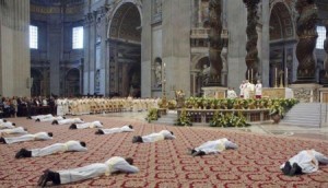 prostrate-to-pope